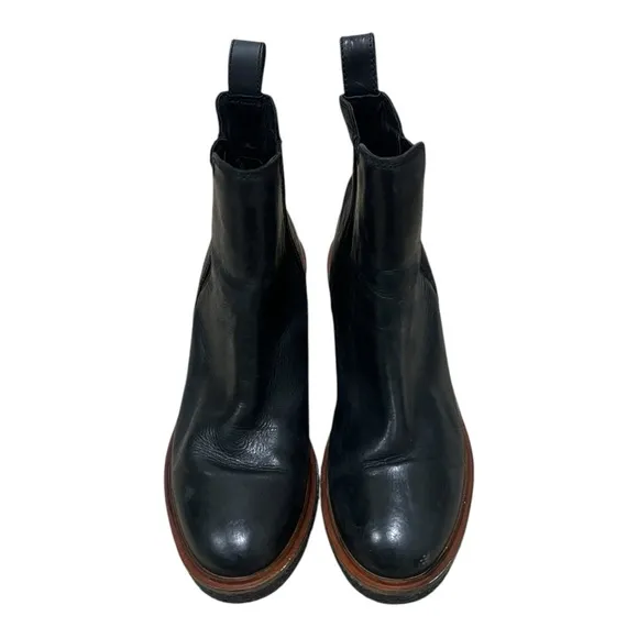 Clark’s Clarkford Top Wedge Leather Chelsea Boots Booties Heel Size 8.5