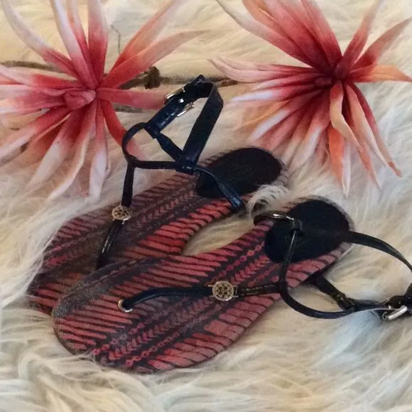 💞COACH 💞 flats sandals