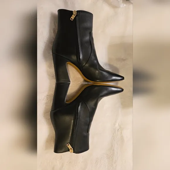 Coach Tessa Leather Black Heeled Boots Size 7.5 B  Style G5321 With Box