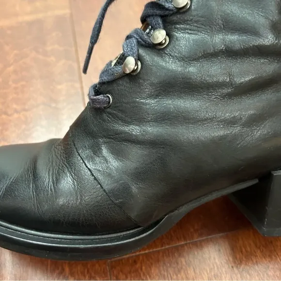 Coclico Mack Black Leather Boots, Faux Fur Tongue, Hook &amp; Eye Closure, Size 6.5