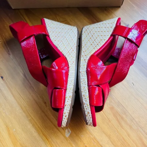 Cole haan leather sandals