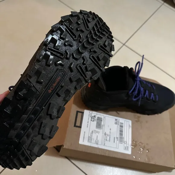 Columbia Men's Black Hiking Shoes