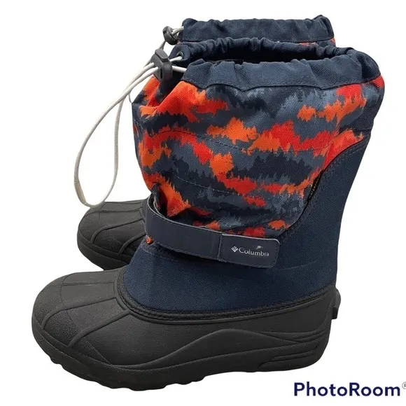 COLUMBIA POWDERBUG PLUS II BOOTS IN ABYSS/GRAY AND SHARK/SILVER GRAY Youth 7