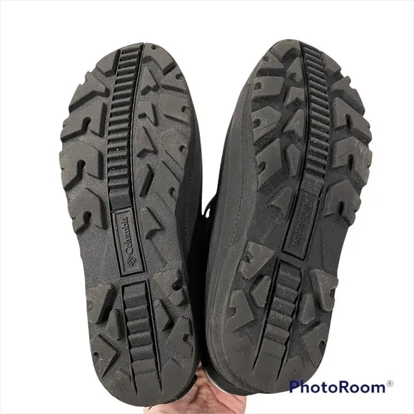 COLUMBIA POWDERBUG PLUS II BOOTS IN ABYSS/GRAY AND SHARK/SILVER GRAY Youth 7