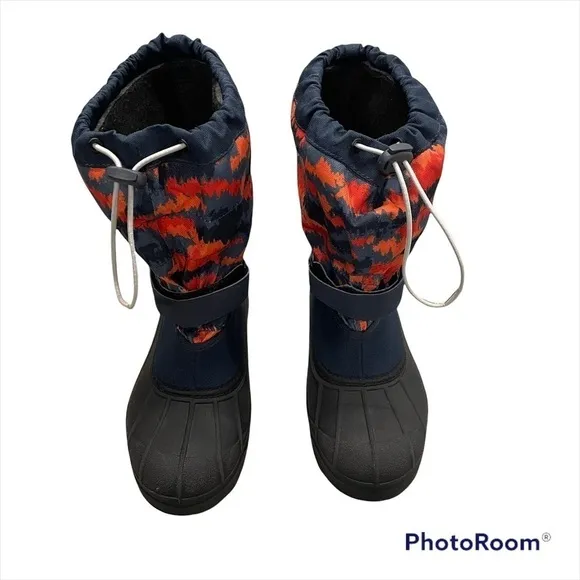COLUMBIA POWDERBUG PLUS II BOOTS IN ABYSS/GRAY AND SHARK/SILVER GRAY Youth 7