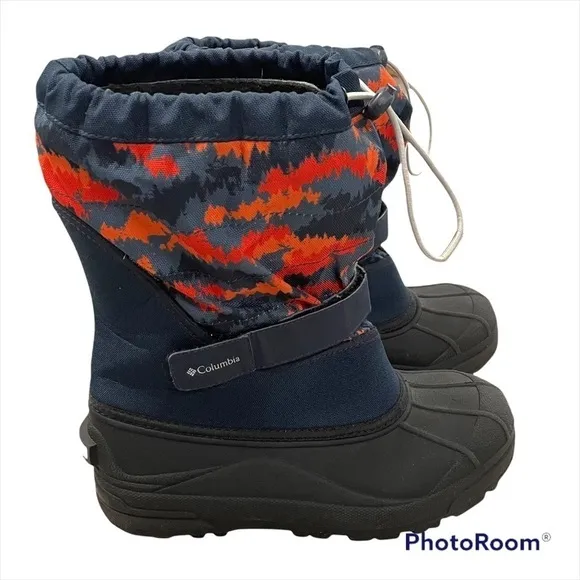 COLUMBIA POWDERBUG PLUS II BOOTS IN ABYSS/GRAY AND SHARK/SILVER GRAY Youth 7
