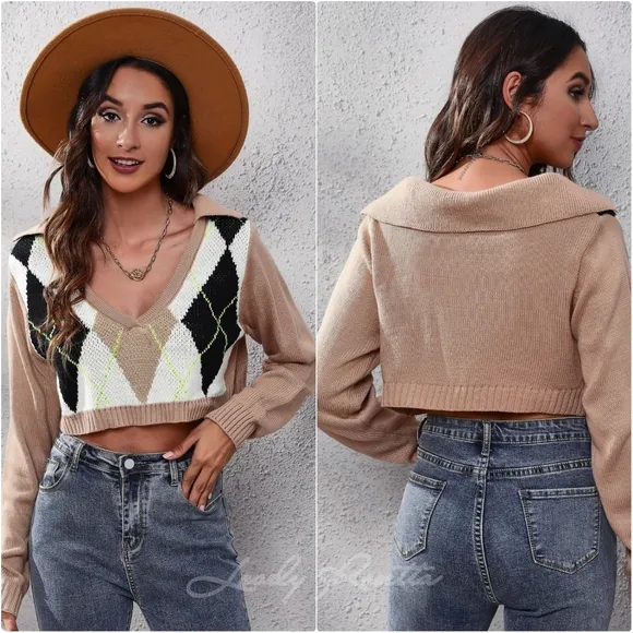 Contemporary Print Cropped Sweater