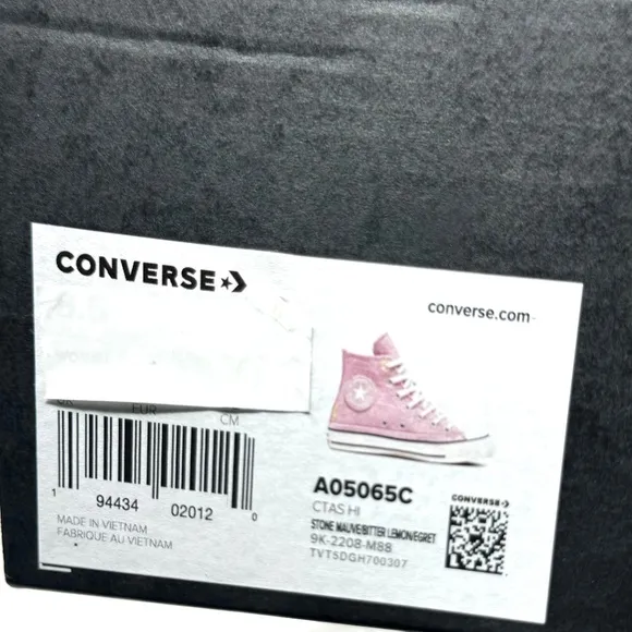 Converse Chuck Taylor Canvas High Top Skate Sneakers Women's Size Shoes A05065C