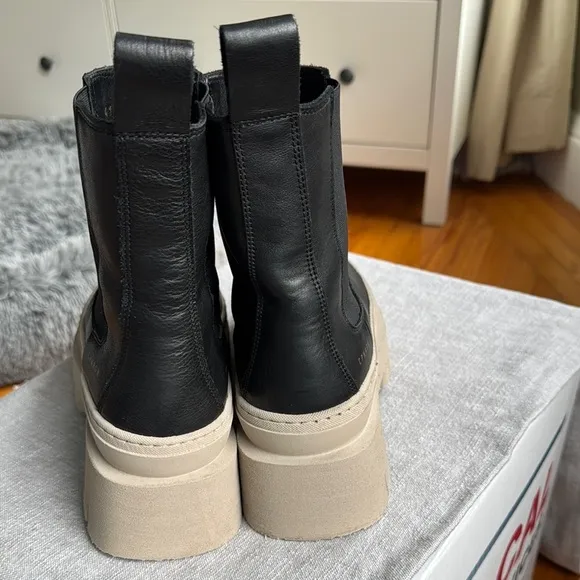 COPENHAGEN STUDIOS CPH686 Vitello Women's Black Leather Chelsea Boots Sz 10