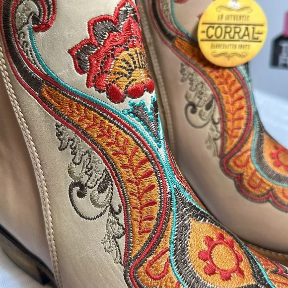 Corral Western ankle booties boots orange embroidered Leather Heeled NEW! 7
