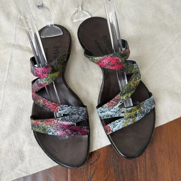 CYDWOQ Vintage Strappy Open-Toe Sandals Artsy Multi Leather USA MADE