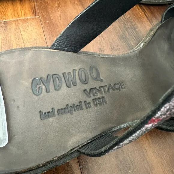 CYDWOQ Vintage Strappy Open-Toe Sandals Artsy Multi Leather USA MADE