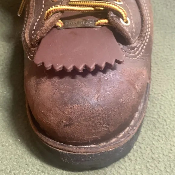 Danner Gor-Tex brown, lace - up work boots. Style 11560. Size 11 D.