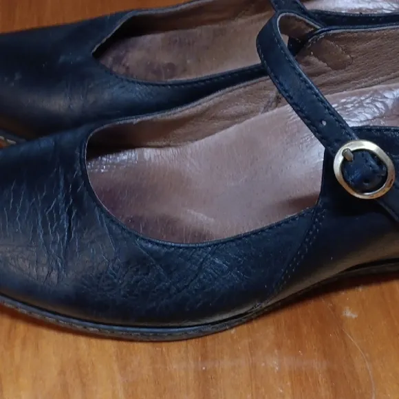 Dansko Black Mary Jane Shoes size 39