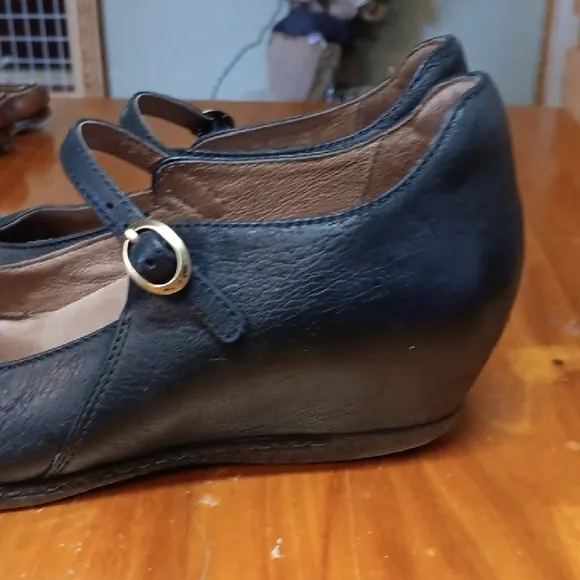 Dansko Black Mary Jane Shoes size 39