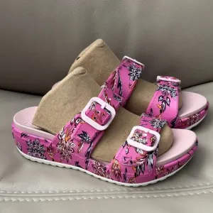 Dansko Floral Pink Women's Sandals sz 6
