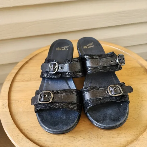 Dansko Jessie black lizard sandals