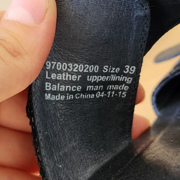 Dansko Jessie black lizard sandals