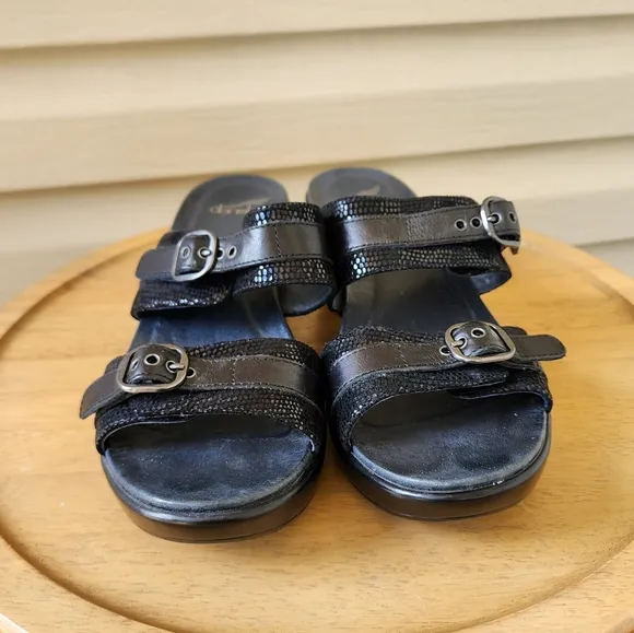 Dansko Jessie black lizard sandals