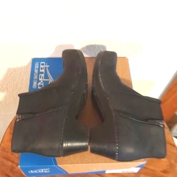 Dansko Maria Milled Nubuck ALL Black Leather Comfort Ankle Boots Neutral Sz.37