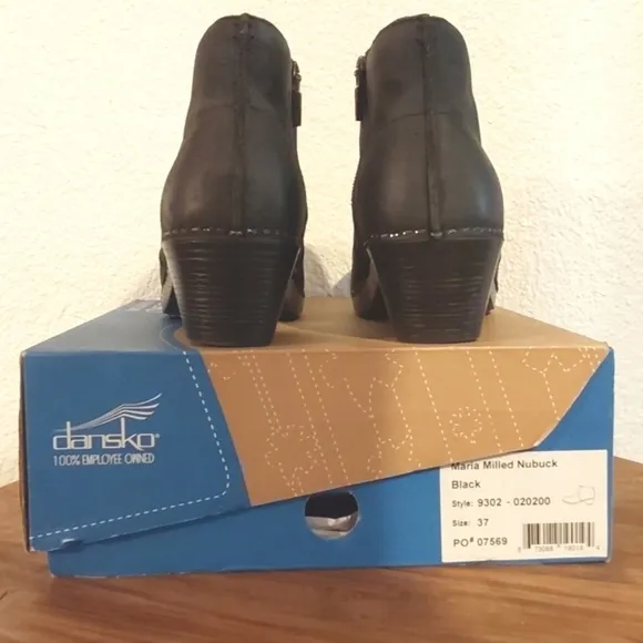 Dansko Maria Milled Nubuck ALL Black Leather Comfort Ankle Boots Neutral Sz.37