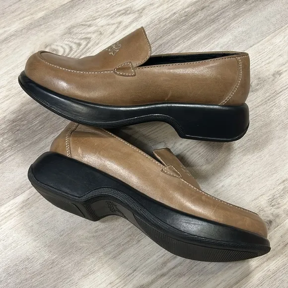 Dansko Royal Romance Tan Leather Embroidered Platform Clog Loafer Comfort Shoes