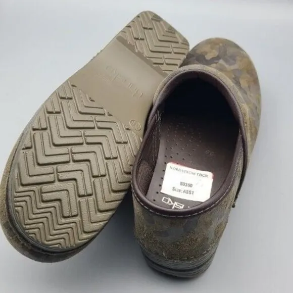 Dansko Women Professional Clog Camo Suede Stapled Comfort EU 38 US 7.5-8 New