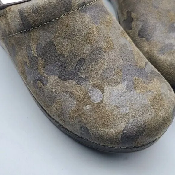 Dansko Women Professional Clog Camo Suede Stapled Comfort EU 38 US 7.5-8 New