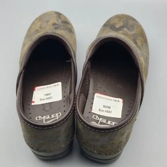 Dansko Women Professional Clog Camo Suede Stapled Comfort EU 38 US 7.5-8 New