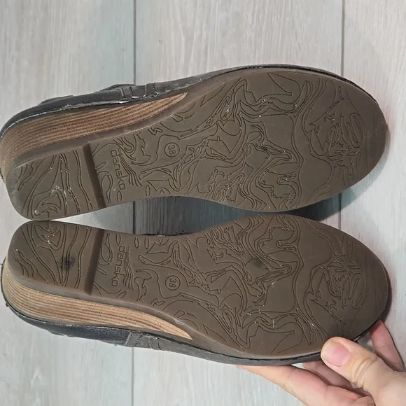 Dansko Women's Gray Suede Ankle Wedge Boots Shoes Sz 38/7.5-8