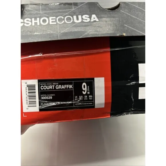 DC Court Graffik Skate Shoes Black on Black Mens 9.5 New in Box Padded Tongue