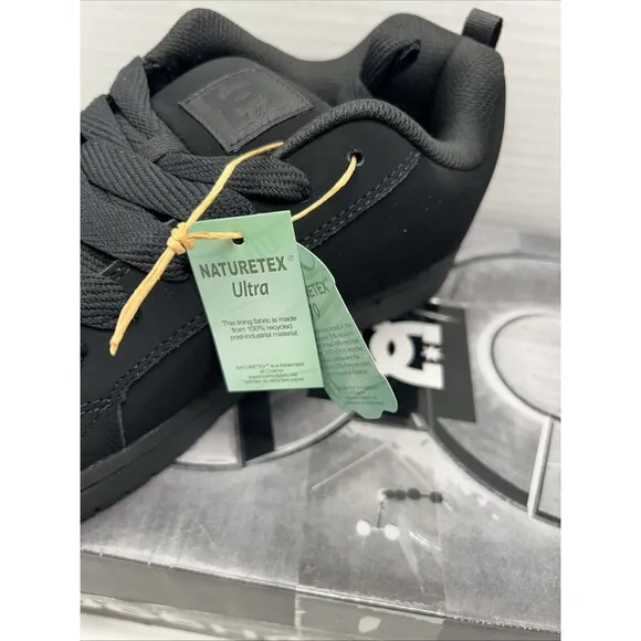 DC Court Graffik Skate Shoes Black on Black Mens 9.5 New in Box Padded Tongue