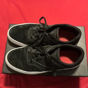 DC Kalis Vulc skate shoes