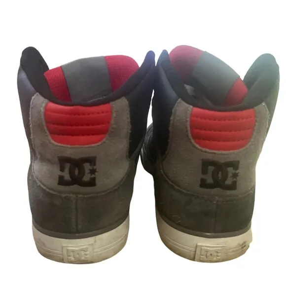 DC mens Men's Pure High Top Wc Skate Shoes Casual Sneakers size 9.5