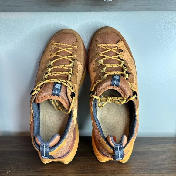 Deckers X Lab Enduro Orange Suede Vibram Hiking Shoes Sz 12 Mens