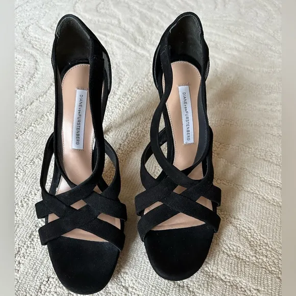 Diane Von Furstenburg Siracusa Heel Sandals. Size 6.5/36.5.
