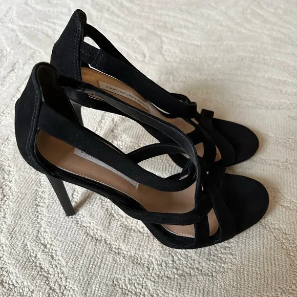 Diane Von Furstenburg Siracusa Heel Sandals. Size 6.5/36.5.