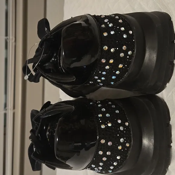 DNA Shoes - The Shine Edition - Black And Multi Stones Size 43