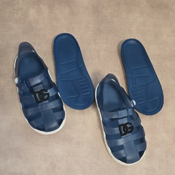 Dolce &amp; Gabbana Blue Jelly Kid's Sandals, Size 24. Made in Spain.