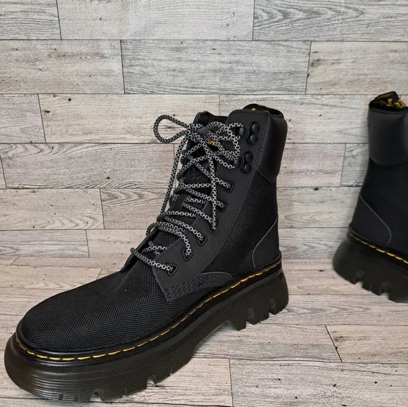 Dr. Doc Martens Tarik TG Utility Combat Boots Mens Size 7 NEW
