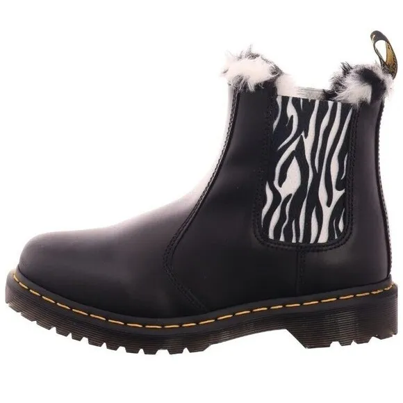Dr Martens 2976 Leonore Chelsea Boots Womens Size 6 Black Smooth Leather Zebra