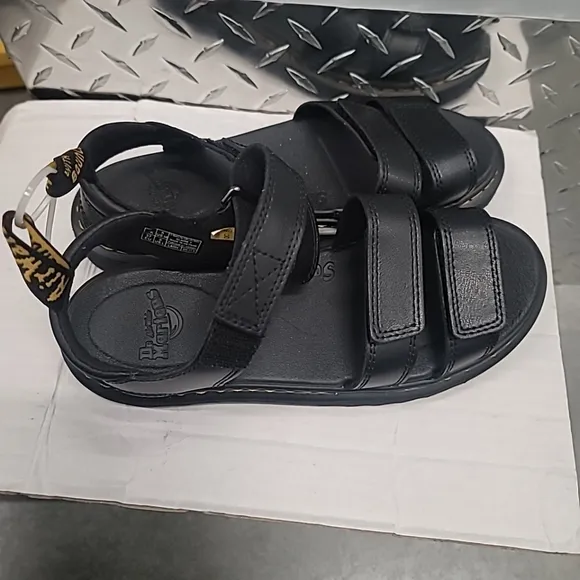 Dr Martens Air Wair Kids Klaire J Leather Sandals