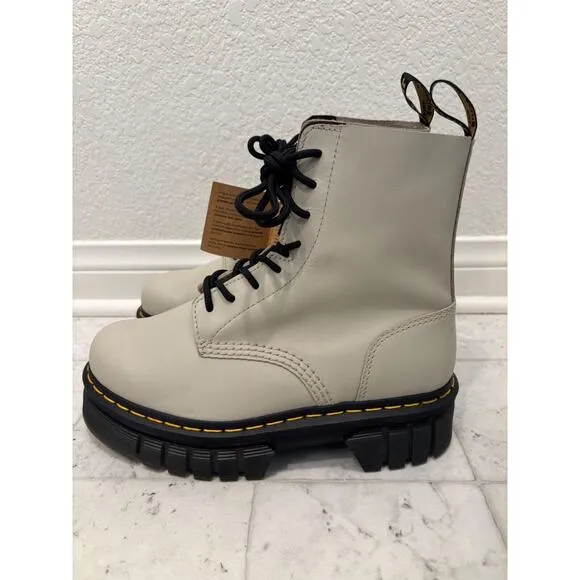 Dr. Martens Audrick Womens Size 9 Cobblestone 8 Eye Platform Boots