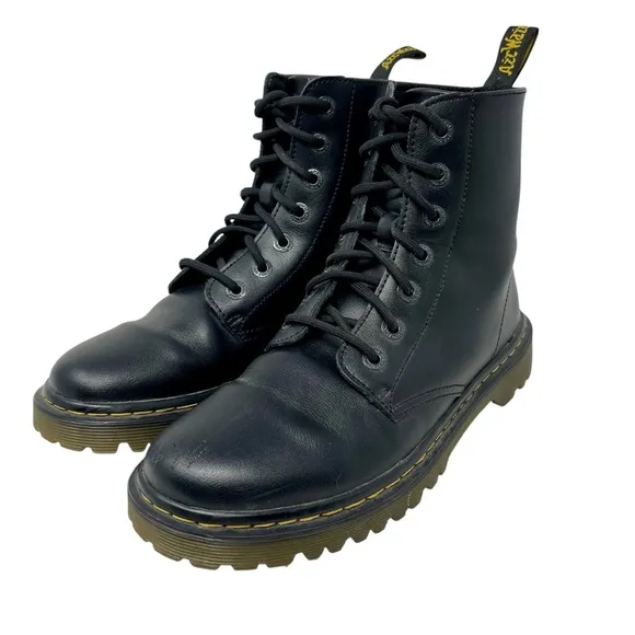 DR MARTENS Black Leather Luana Combat Boots Sz 9 Doc Air Wair Lace Up 90s Y2k