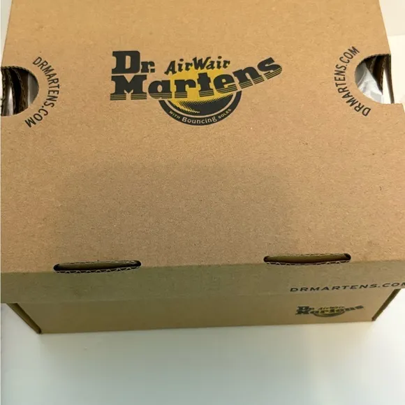 Dr. Martens Boots kids Toddler,Black Leather Boots with Yellow Stitching