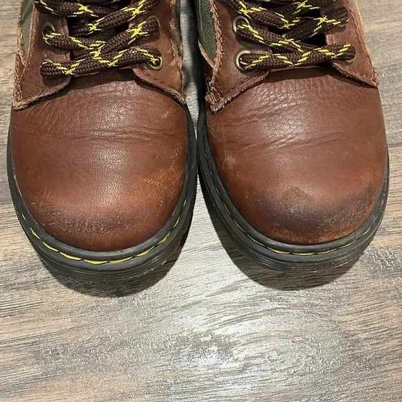Dr Martens Brown Boots W Red Flannel Lining Kids Size 11