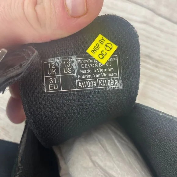 Dr. Martens Devon Bex Star Boots Big Kid Sz 13 Black Leather