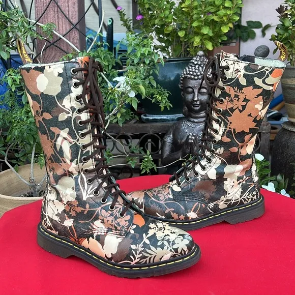 Dr. Martens Fall Floral Tall 14 Eye Pointed Toe Cery Lace Up &amp; Zippered Boots