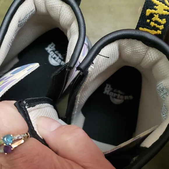 Dr Martens, floral 1460 boots Y6 W7