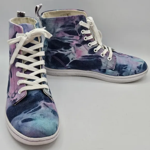 Dr. Martens Hackney tyedyeblue and pink design combat boots size 8